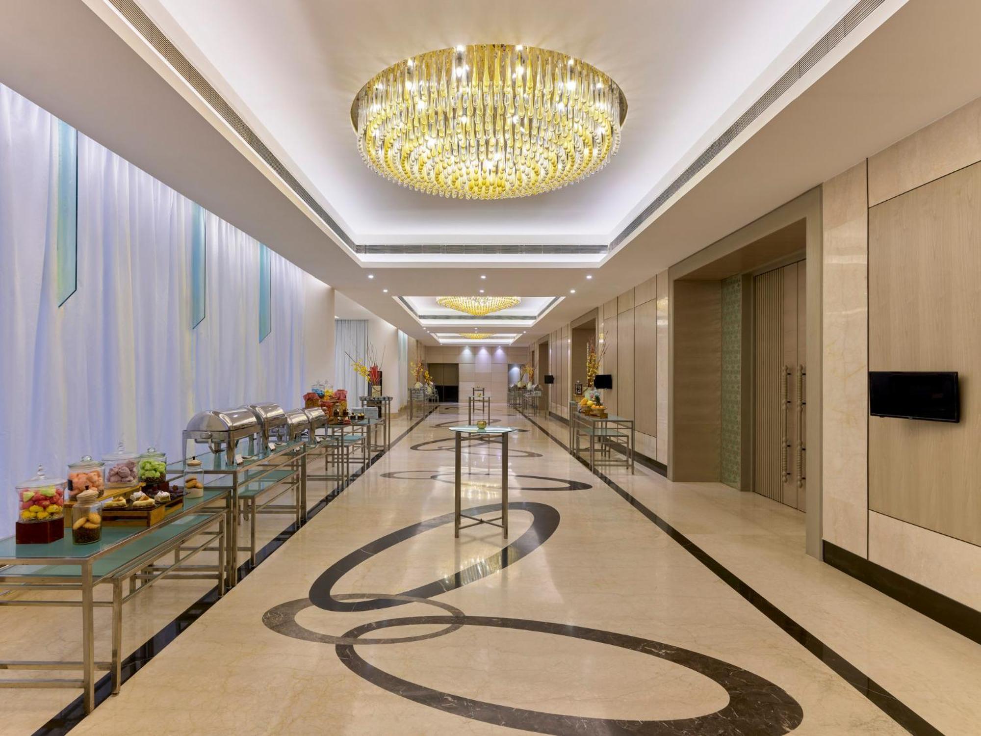 Crowne Plaza Ahmedabad City Centre By Ihg Luaran gambar